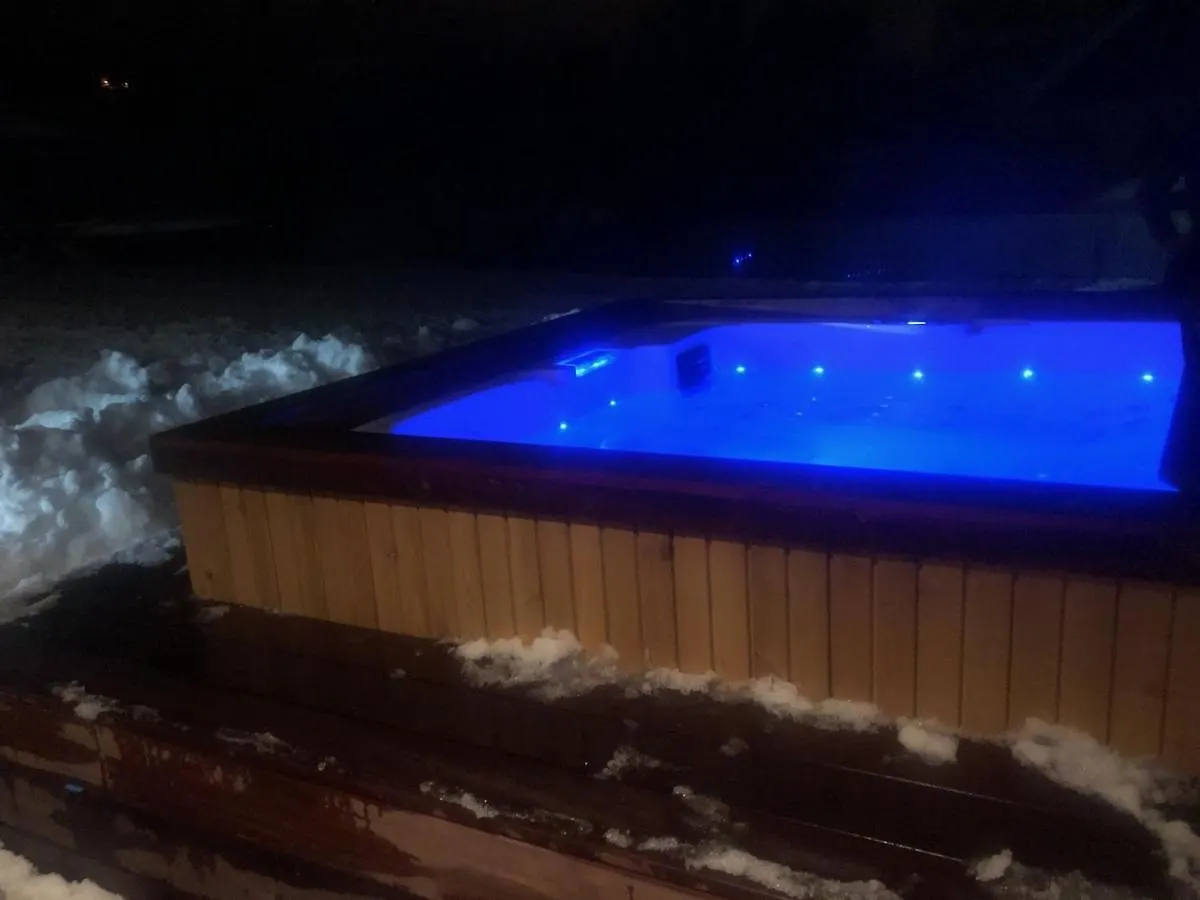 Opale Jacuzzi&Sauna Espace diamant les saisies Cesarches